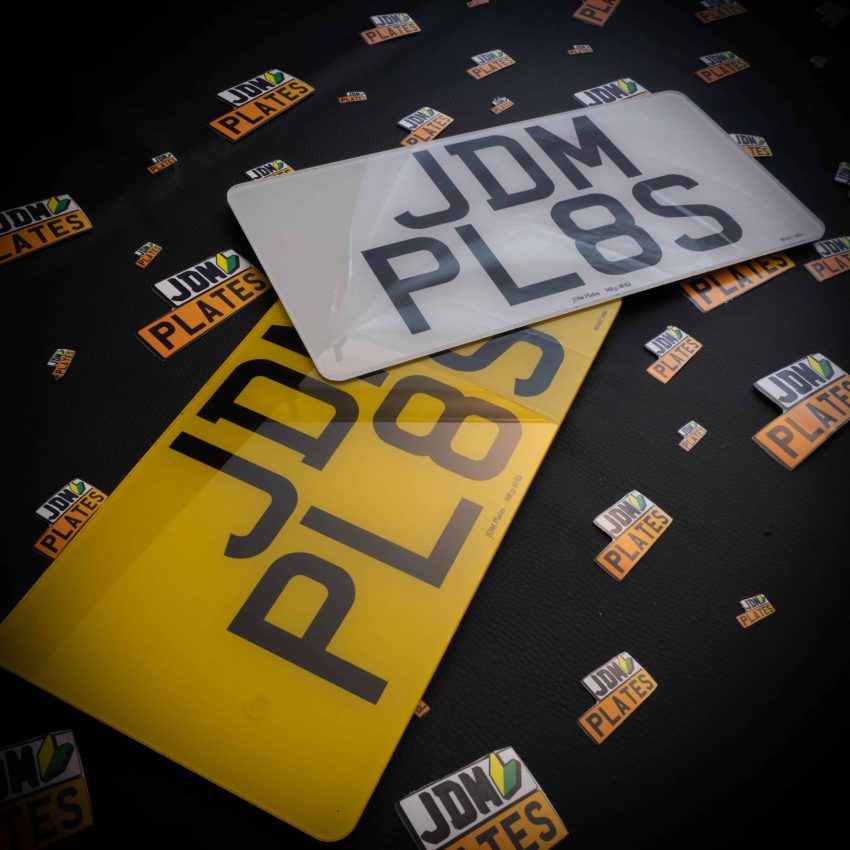 thumbnail image 2 of 12x6 American Style Yellow Rear Number Plate – Road Legal – 12" X 6" – Personalizable 2 of 5